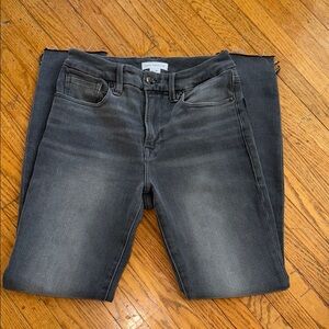 Good American raw hem skinny jeans size 0/25